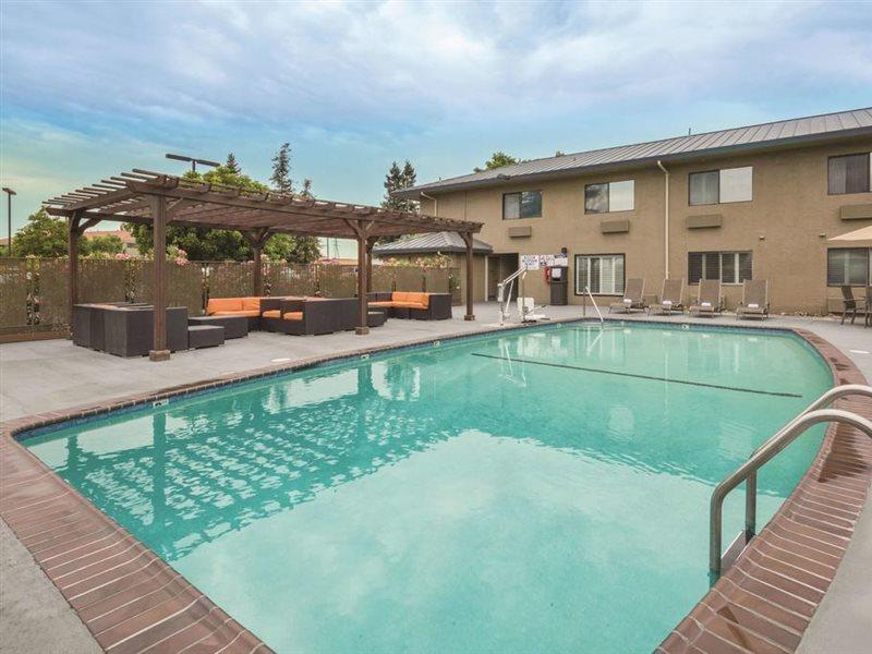 Spark By Hilton San Jose Airport Exterior foto